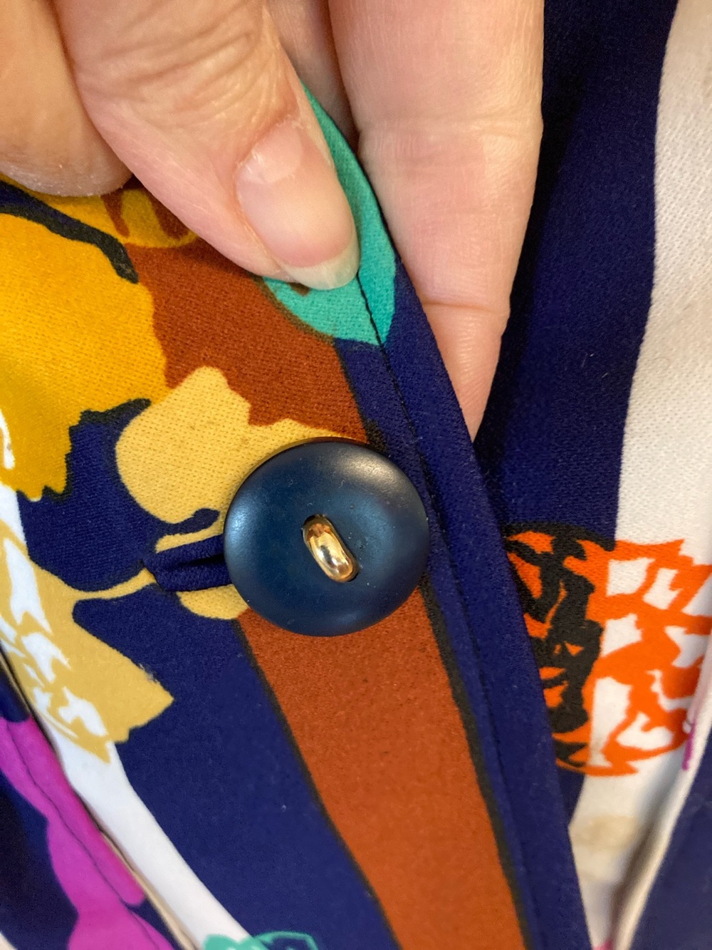 Vintage 70’s Tori Richard Honolulu Bold Floral & Stripe Blazer - Picture 5 of 11